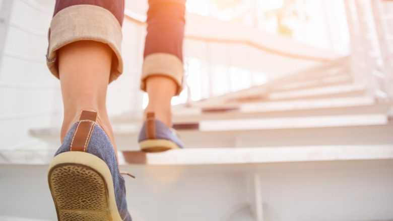 Urcarea scărilor: Semnele de avertizare ale sănătății cardiace pe care nu trebuie să le ignori