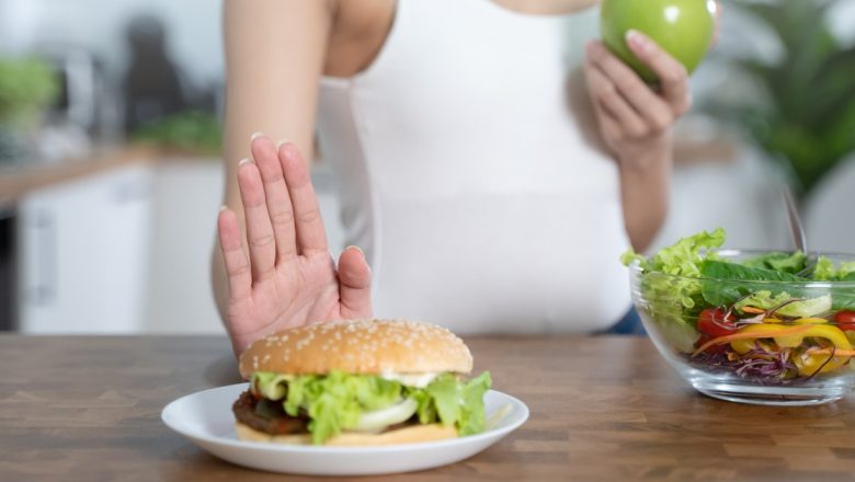 Impactul Dietelor Populare asupra Tratamentului Cancerului: O Analiză Detaliată a Studiilor Recent Apărute