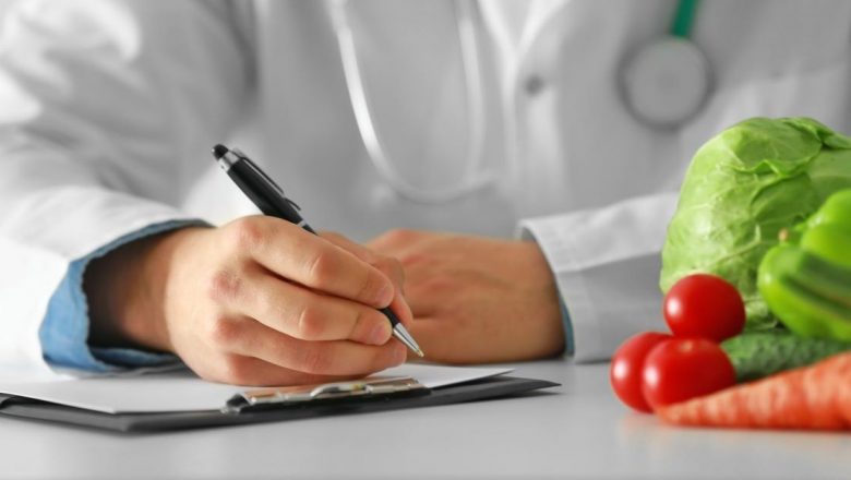 Importanța Alimentației pentru Sănătatea Ficatului: Recomandările unui Specialist