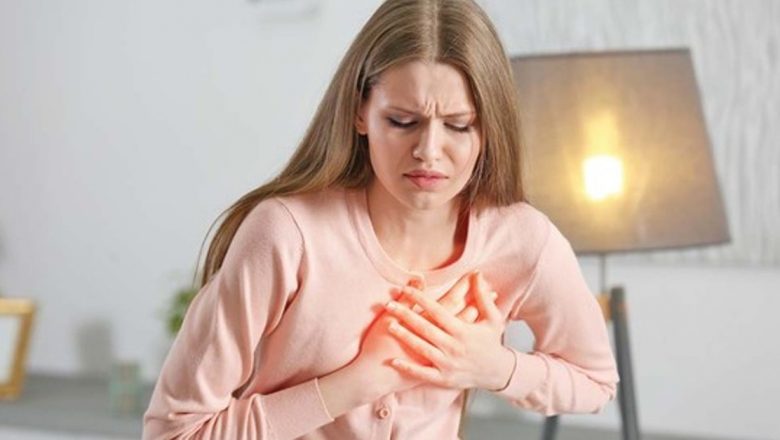 Cum să distingi între durerea abdominală cauzată de balonare și simptomul unui infarct: Ghid complet pentru identificare și acțiune