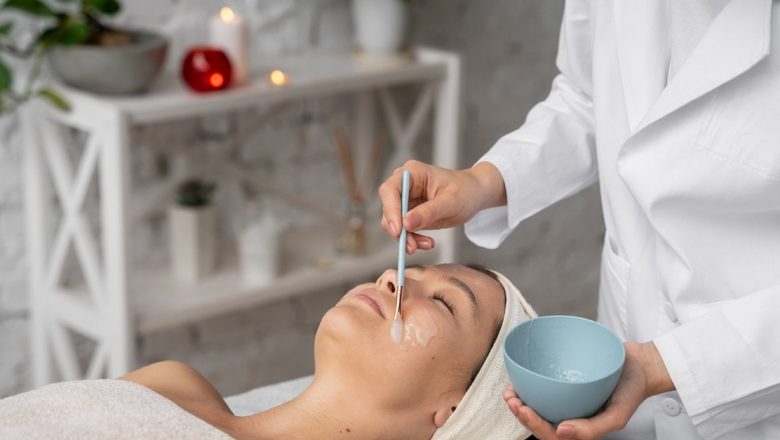 Tratamente dermatocosmetice de ultimă generație: Inovații pentru o piele sănătoasă și radiantă
