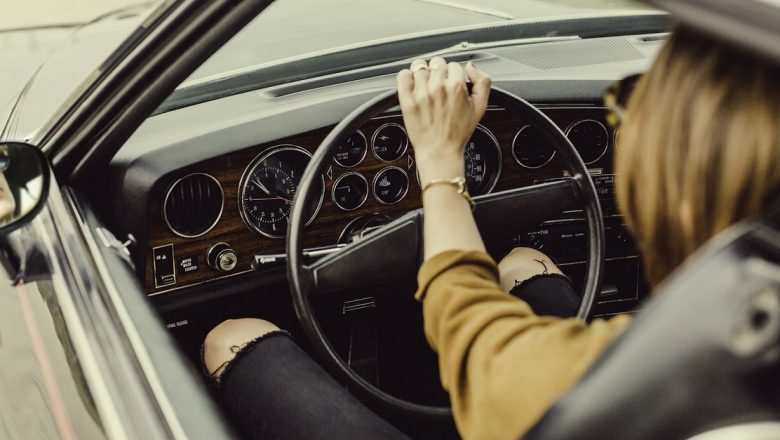 Semnele Precoce ale Alzheimer: Impactul Asupra Conducătorilor și Importanța Diagnosticului Timpuriu