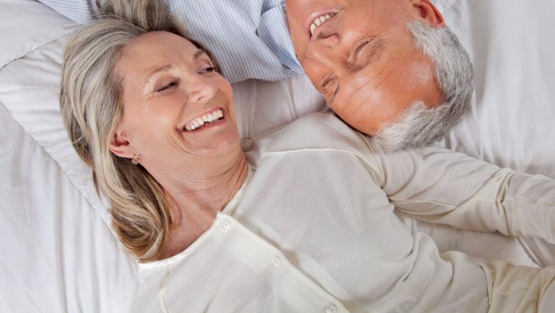 Menopauza și viața sexuală: Miturile și realitățile orgasmele post-menopauză