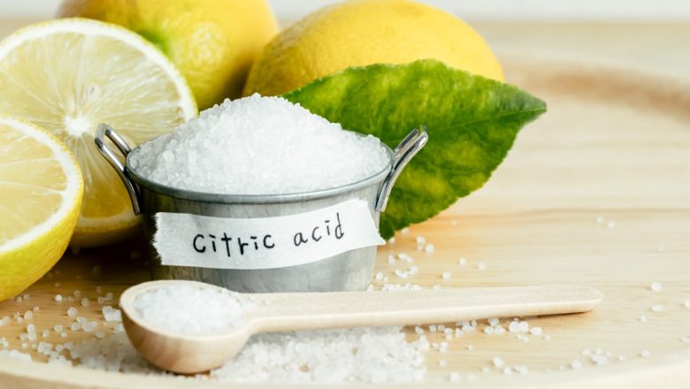 Eliminarea calcarului din baie: Soluții naturale și eficiente cu acid citric