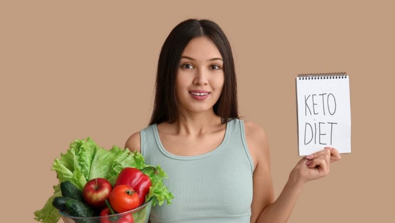 Dieta Ketogenică: O Analisă Detaliată a Beneficiilor și Riscurilor în Procesul de Slăbire