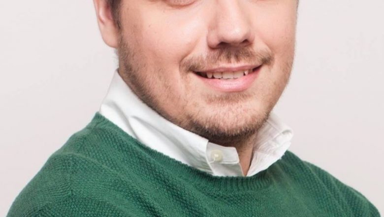Impactul Neglijării Emoționale în Copilărie Asupra Relației cu Părinții: Analiza lui Gáspár György