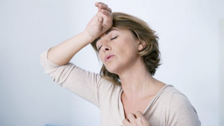 Explorarea Perimenopauzei: Simptome, Soluții și Impactul Asupra Vieții Femeilor