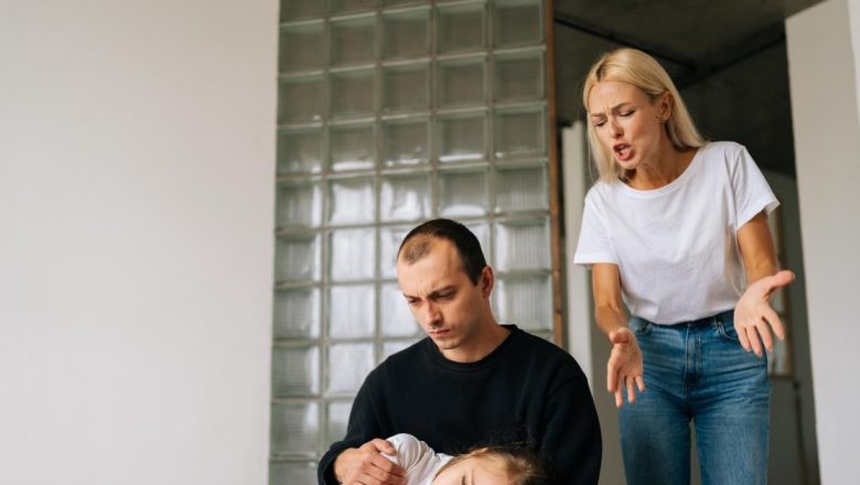Provocările Relației Părinți-Copii: Analiză și Soluții Psihologice