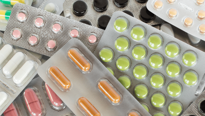 Importanța Vitaminelor D și B12 pentru Seniori: O Analiză Detaliată a Deficiențelor Nutriționale