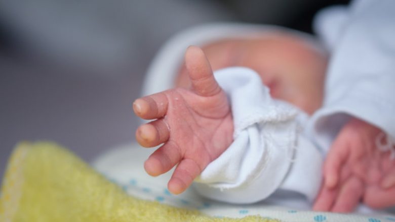 Importanța îngrijirii neonatale: Perspectivele medicului Cornelia Preda despre începuturile vieții copilului