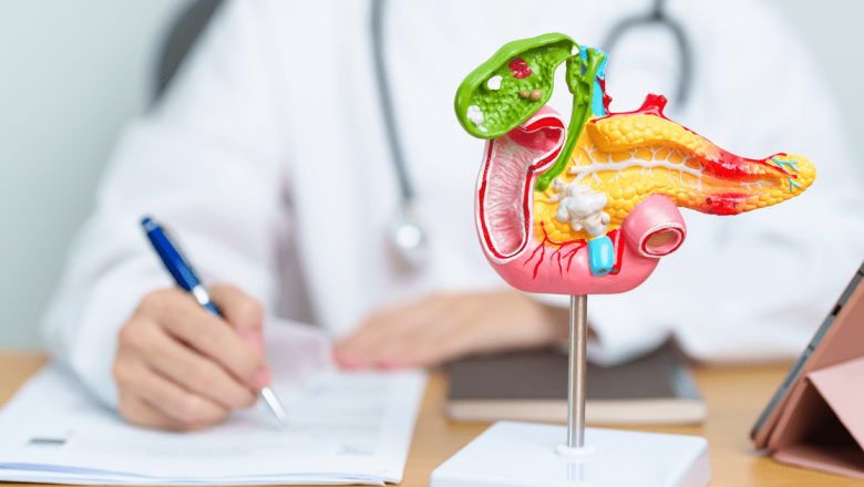 Culoarea scaunului și urinei: Semne de avertizare în fața cancerului căilor biliare