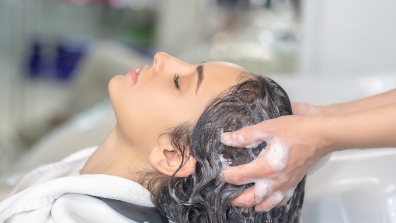 Pericolele Ascunse ale Vizitelor la Salon: Sindromul Accidentului Vascular Cerebral la Salon și Cum să te Protejezi