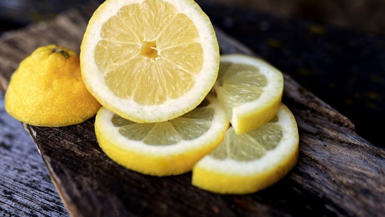 Dieta cu lămâie: Metoda vedetelor de la Hollywood pentru a pierde 10 kilograme în 14 zile