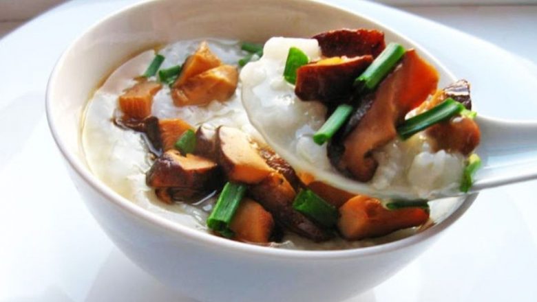 Congee: Terciul chinezesc care îmbină tradiția cu sănătatea – Un preparat esențial la micul dejun
