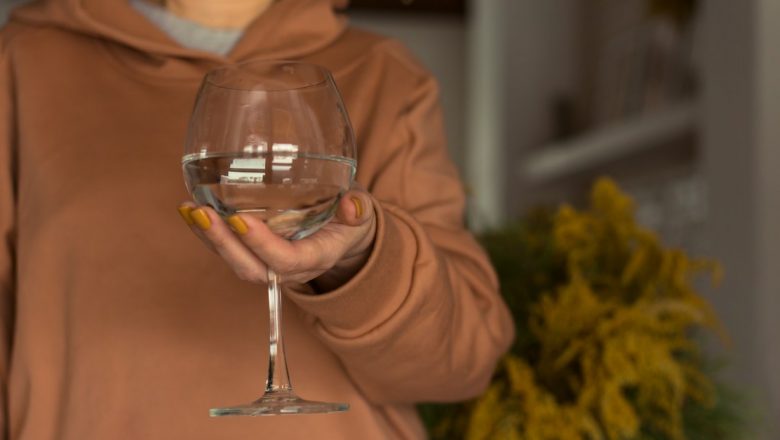 Impactul unei luni fără alcool asupra sănătății: Beneficii fizice și mentale