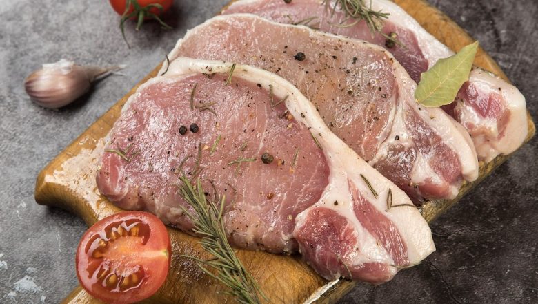 Carnea de porc: Beneficii, riscuri și perspective nutriționale în dieta modernă