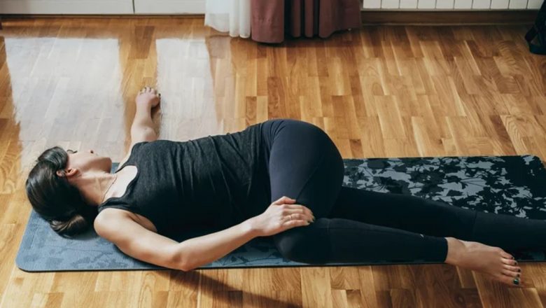 Beneficiile Yoga în Combaterea Constipației: Poziții Eficiente pentru o Digestie Sănătoasă