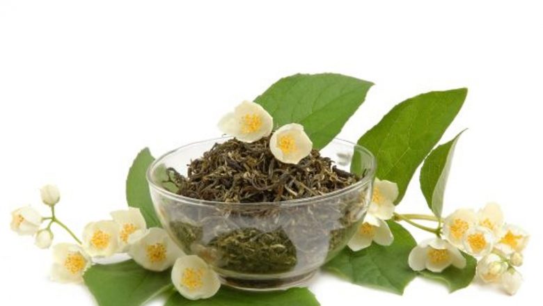 Ceaiul Verde: O Armă Potentă Împotriva Demenței, Bolilor de Inimă și Cancerului