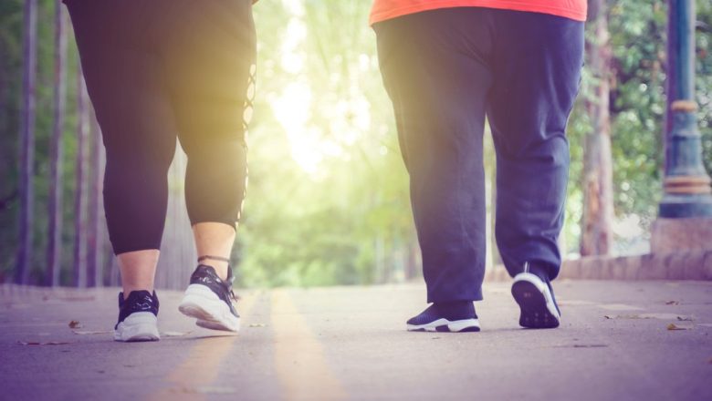 Căsătoria și Impactul Asupra Greutății: O Analiză Detaliată a Legăturilor dintre Relațiile de Cuplu și Obezitate