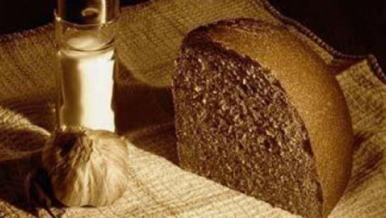 Impactul Postului Paștelui: Cine Ar Trebui Să Fie Atenți la Restricțiile Alimentare?