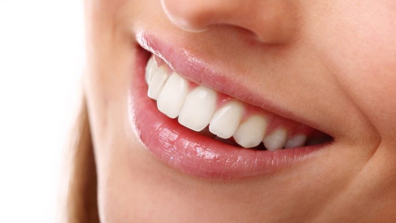 Alimentele care afectează sănătatea dentară: O analiză detaliată a riscurilor ascunse