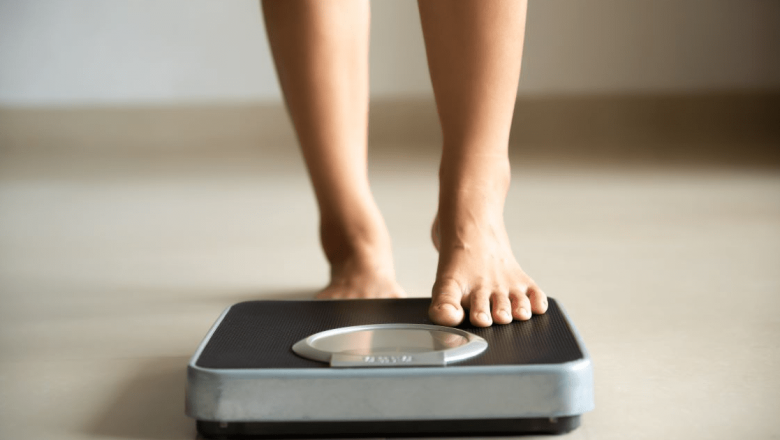 Impactul Fluctuațiilor în Greutate Asupra Ciclului Menstrual: O Analiză Detaliată