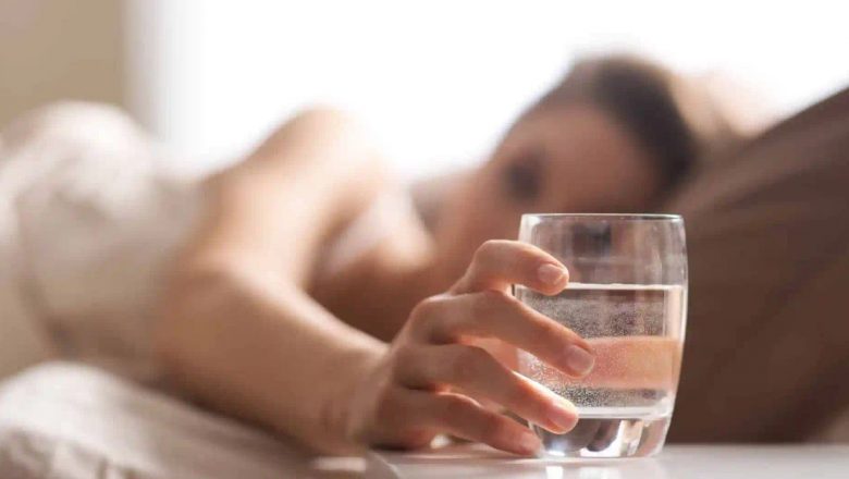 Prevenirea Pietrelor la Rinichi: Ghid Complet pentru O Viață Sănătoasă