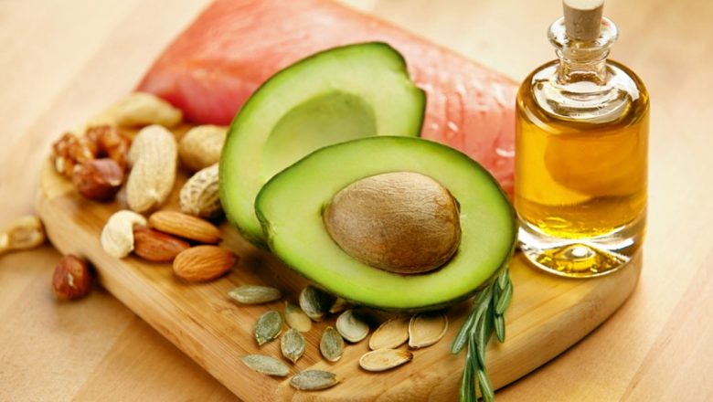 Cele patru alimente esențiale pentru o viață lungă: Descoperirile din dieta mediteraneană