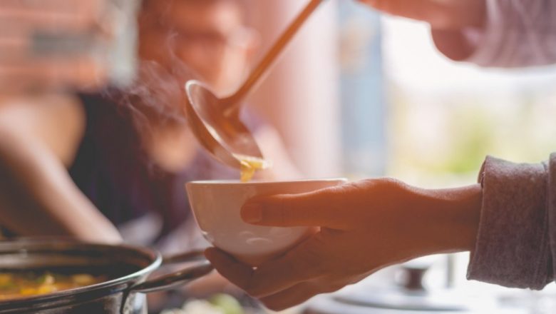 Dieta cu supă: Secretul de slăbire al vedetelor de la Hollywood și implicațiile sale pentru sănătate