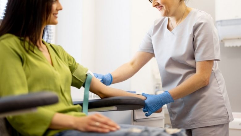 Cine poate dona sânge și cine nu: Ghid complet pentru donatori