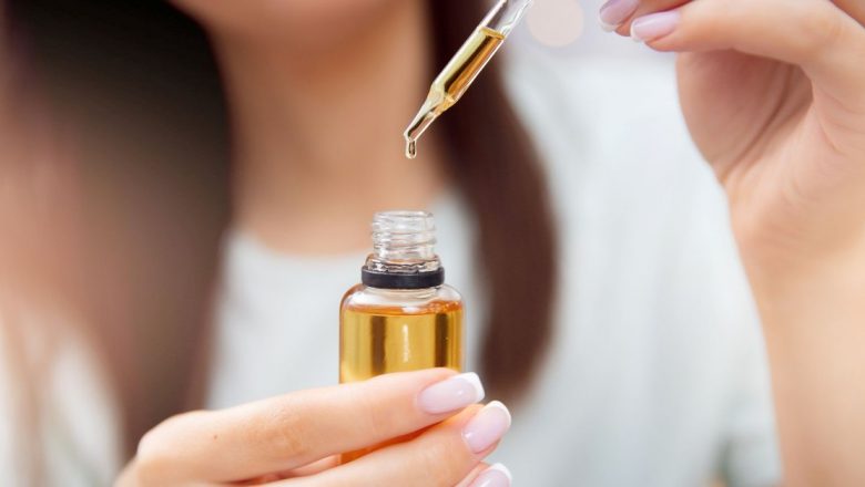 Uleiul de măsline: Un aliat natural pentru îngrijirea pielii tale