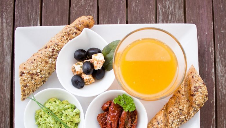 Descoperă Alimentele Care Îți Pot Prelungi Viața: Mic Dejun Sănătos pentru O Viață Lungă