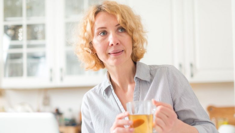 Ceaiul și Hidratarea: Mituri și Realități Despre Consumul de Ceai