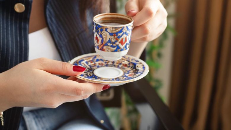 Cafeaua: Un Aliat Surprinzător al Sănătății Intestinale și Microbiomului