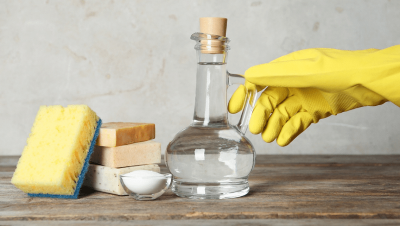 Cum să elimini petele de pe covor cu soluții ecologice: Oțetul alb, aliatul tău în curățenie