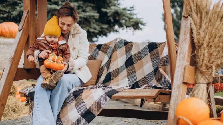 Cum să Înfrunți Astenia de Toamnă: 5 Ritualuri Esențiale de Self-Care pentru Reîncărcarea Energiei