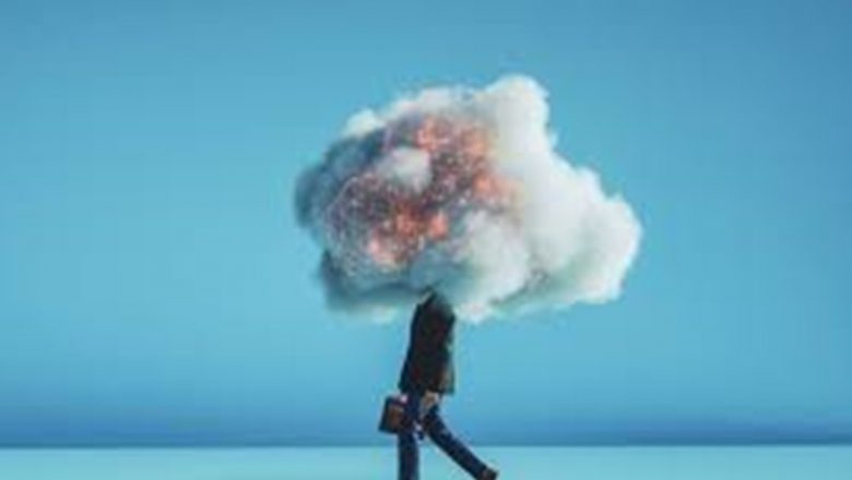 Inteligența Artificială și Declinul Activității Cognitive: O Analiză a Impactului ChatGPT asupra Gândirii Umane
