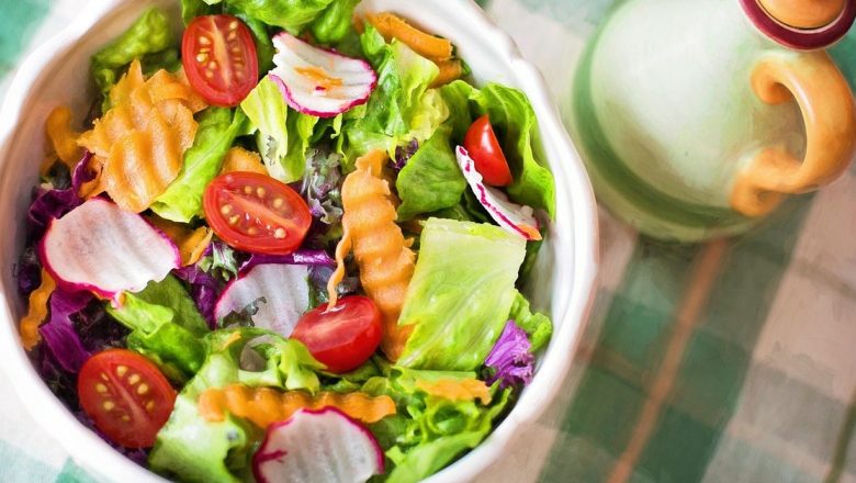 Dieta Sănătoasă pentru Planetă: O Soluție pentru Sănătatea Umană și a Mediului?