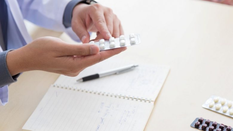 Aspirina Zilnică: Beneficii și Riscuri în Prevenția Cardiovasculară