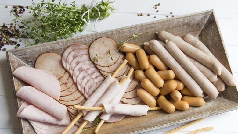 Mezelurile Sănătoase: Ghidul Complet pentru Alegeri Inteligente în Supermarket