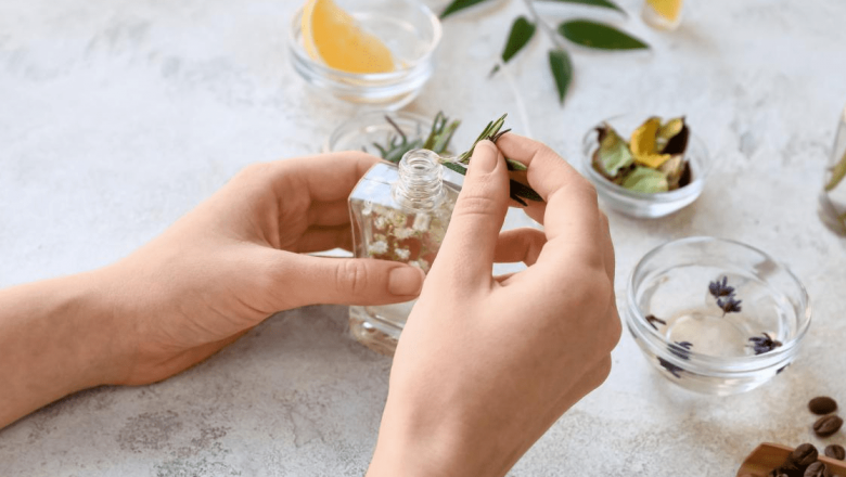 Cum să-ți Creezi Parfumuri Acasă: O Ghid Complet pentru Ingredientele Naturale