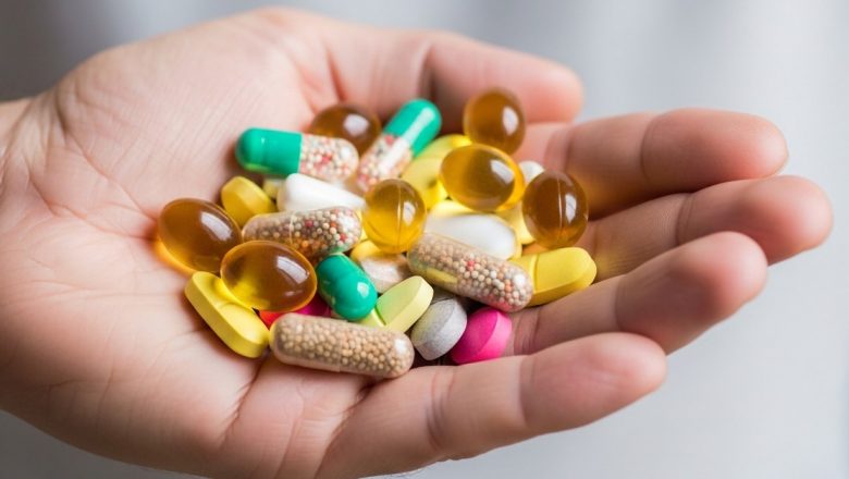Arta Fabricării Pastilelor: Cum Forma și Învelișul Influentează Eficiența Medicamentelor
