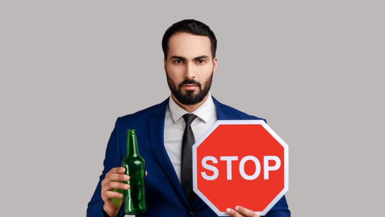 Înțelegerea interdicției alcoolului în Islam: O analiză profundă a credințelor și practicilor musulmane