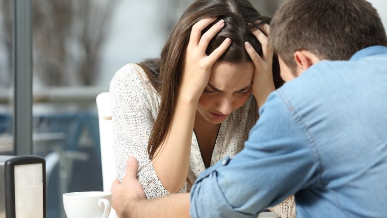Recuperarea după infidelitate: Ghidul psihologului pentru a depăși trădarea