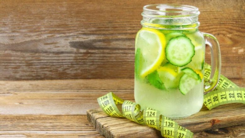 Băutura Sassy Water: Secretul Detoxificării și Slăbirii Sănătoase