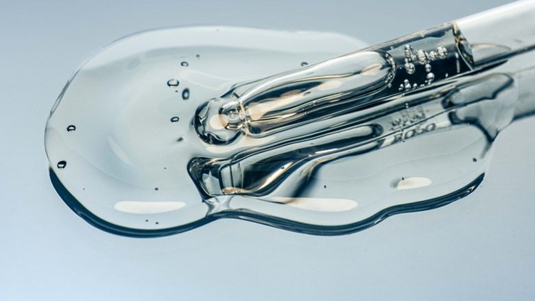 De ce să alegi produse cu acid salicilic pentru tenul cu tendință acneică: O analiză detaliată