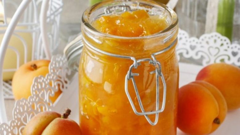 Dulceața de caise întregi: Rețeta bunicii și amintirile din copilărie