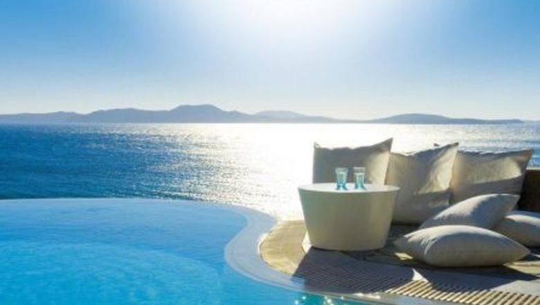 Jelena Ostapenko: Întoarcerea în lumina reflectoarelor pe plajele din Mykonos
