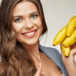 Bananele și Sănătatea Creierului: O Analiză Detaliată a Beneficiilor Acestui Fruct Popular