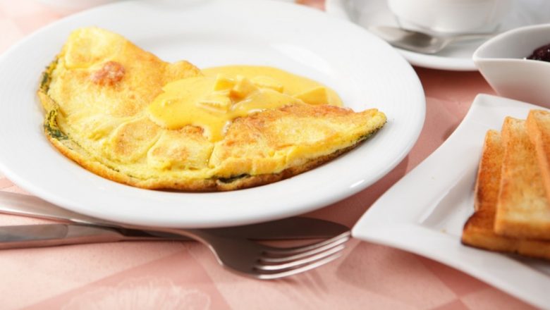 Secretele unei omlete perfecte: Ingredientul surpriză care îi transformă gustul